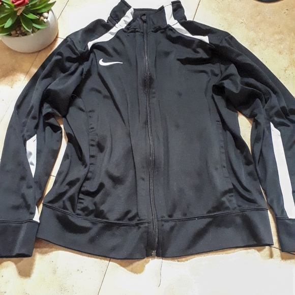 Nike zip up long sleeve - Picture 11 of 16